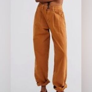Free People High Waist- Loose Fit Abby Chino Pants!